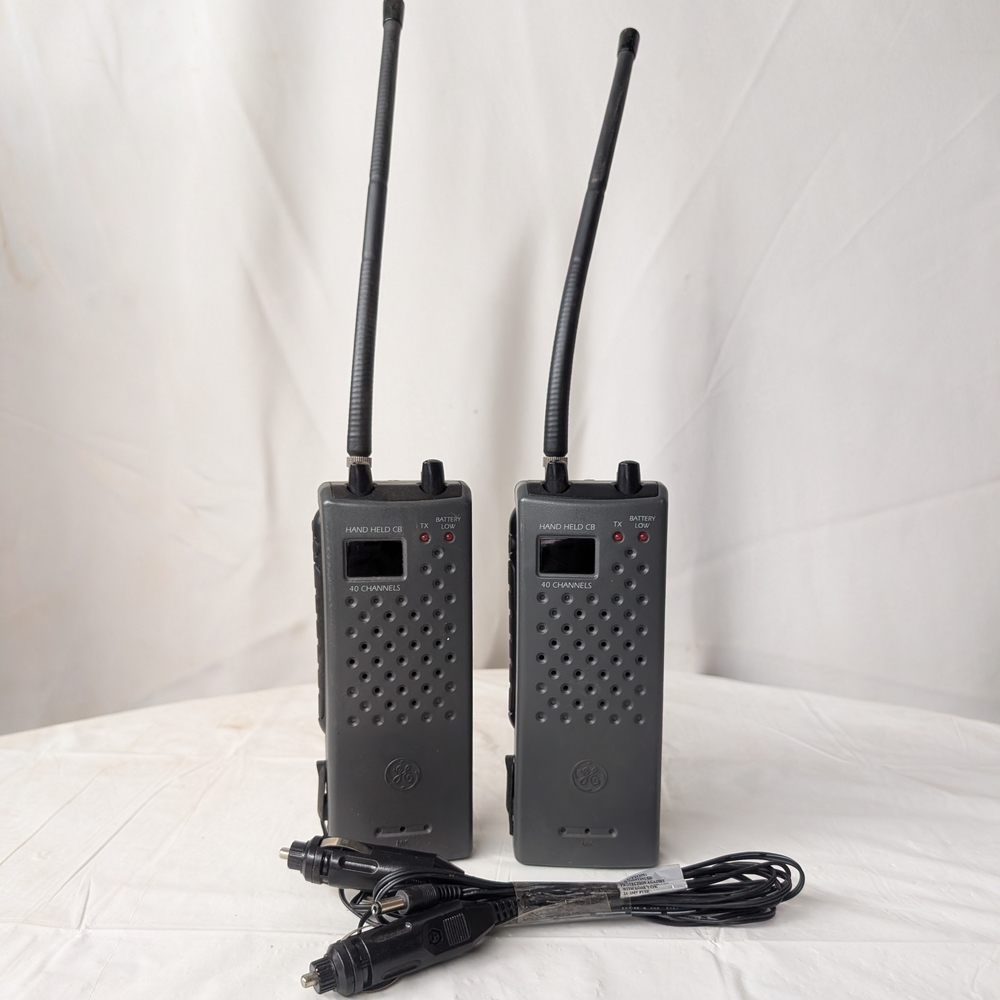 General Electric GE Gray Handheld 40 Channel CB Radio with Antennas
